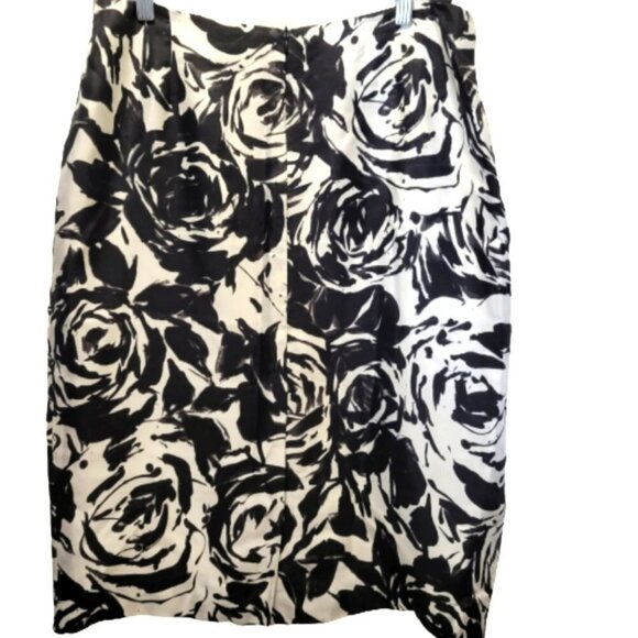Vintage Jaeger ski 100% silk knee lenght skirt all lined, on very Nice condition - Picture 1 of 4
